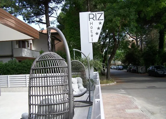 Riz Hotell